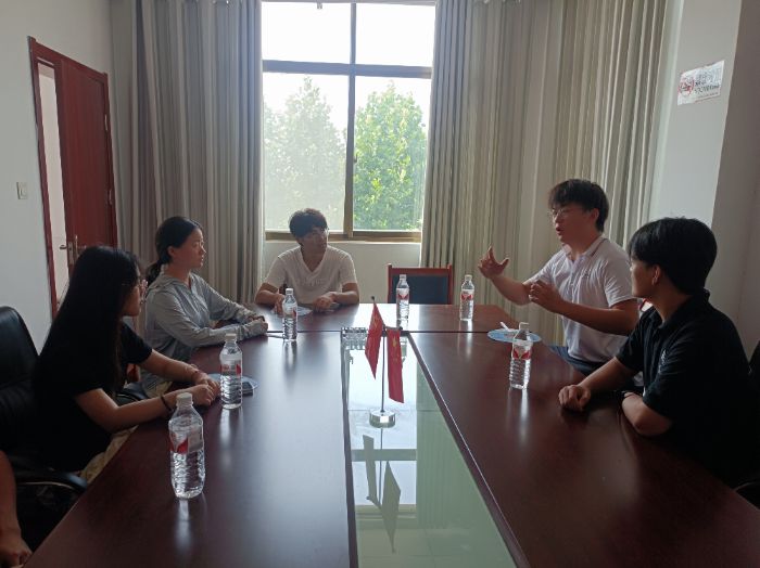 守護童心,同長大——巢湖學(xué)院學(xué)子為同大鎮(zhèn)兒童帶來多彩暑期課堂