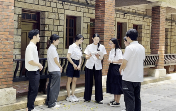 尋訪廉潔故事，鑄就廉醫(yī)品質(zhì)——臨床醫(yī)學(xué)部博碩醫(yī)療服務(wù)團(tuán)精誠(chéng)實(shí)踐隊(duì)的廈