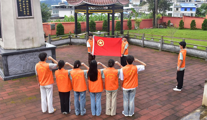 永德之行：昆明鐵道職院 “三下鄉(xiāng)” 實踐團隊感悟紅色文化，關(guān)注彝族俐侎人