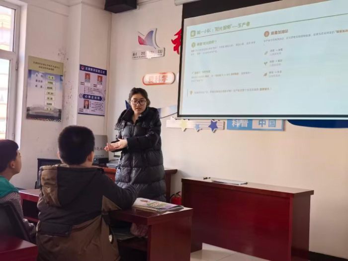 山大支教團深耕大同社區(qū) 趣味生物課播撒生態(tài)夢想種子