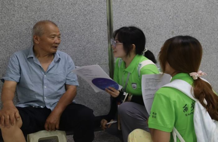 西外三下鄉(xiāng)：筆尖連著泥土——關(guān)中農(nóng)民寫作調(diào)研記