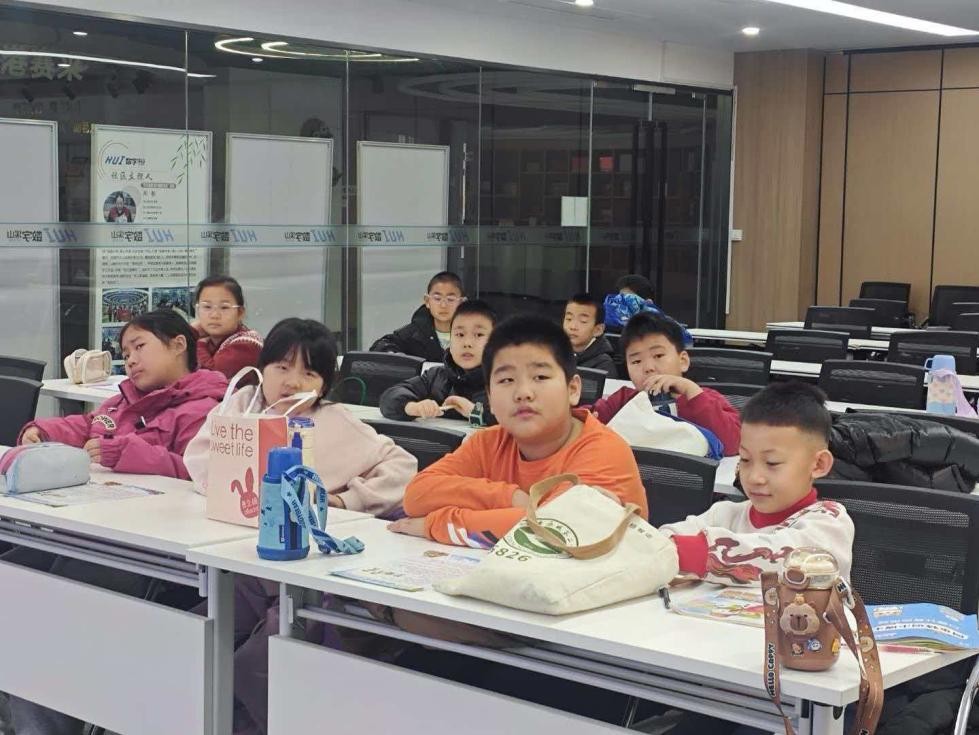 啟夢山音，情暖溪山    山大數(shù)院 “衛(wèi)夢山音” 赴濟寧汶上支教調(diào)研隊濟南溪山居社區(qū)支教首日紀實