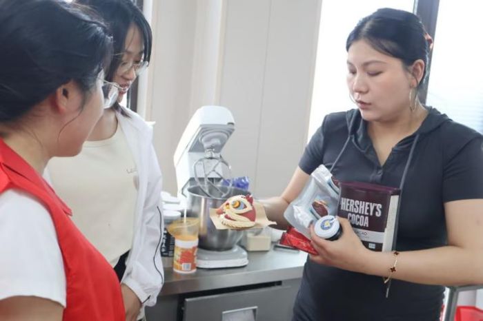 淮畔拾遺續(xù)匠韻，童窗護苗傳星火