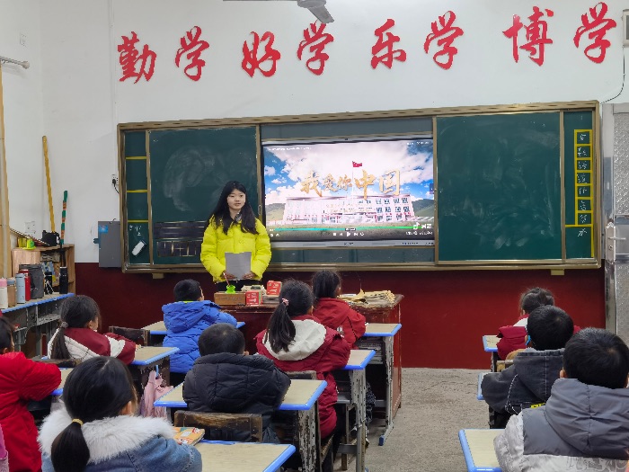 為成為有包容心的公民“打下基礎(chǔ)”：一個民族團結(jié)故事在小學課堂的回響