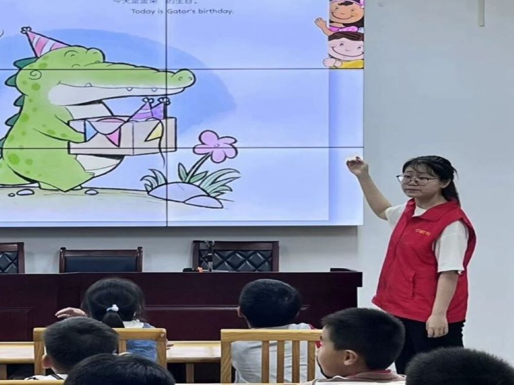 “墨為介，研為行，研墨潤心，與友同行”——“紅心研墨”暑期社會(huì)實(shí)踐團(tuán)隊(duì)第三期志愿教學(xué)活動(dòng)圓滿落幕