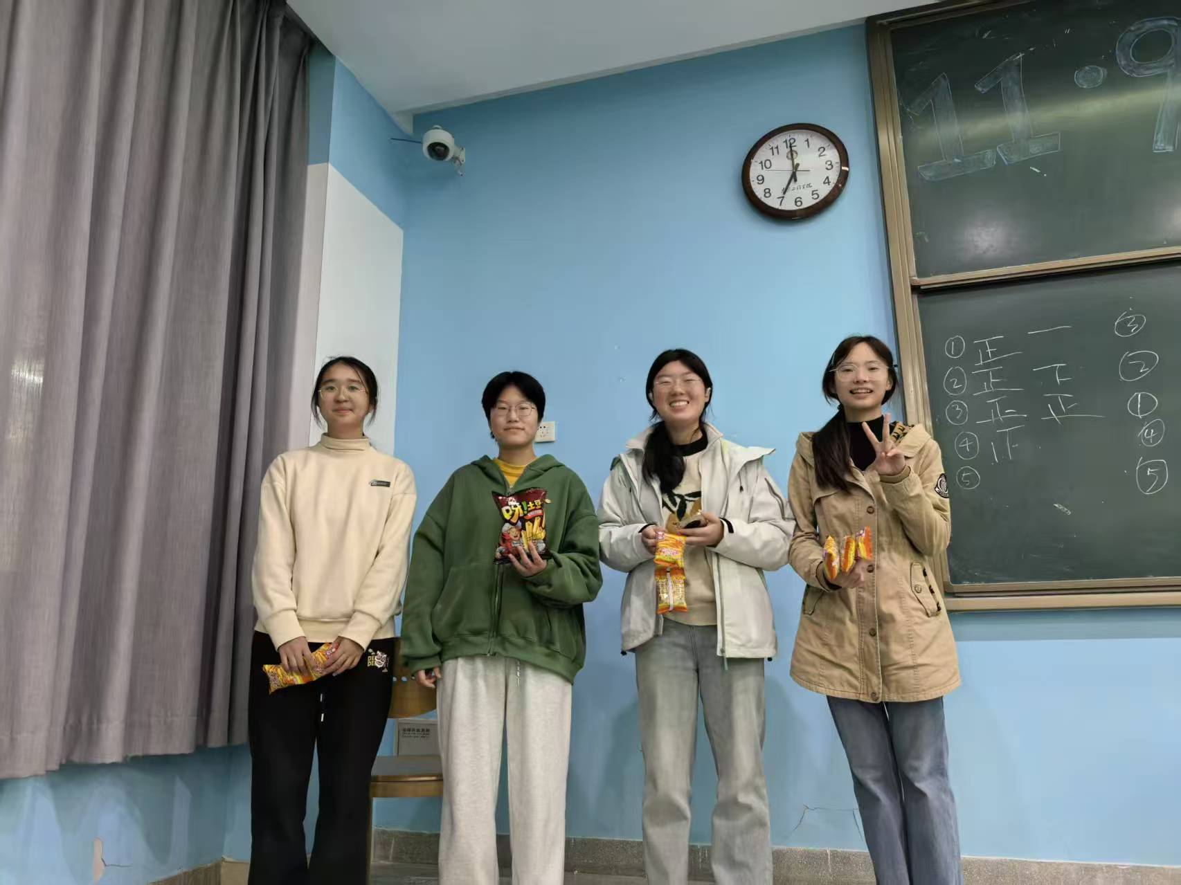 消防“玩”出新花樣！物流251班團日活動解鎖安全成長新體驗