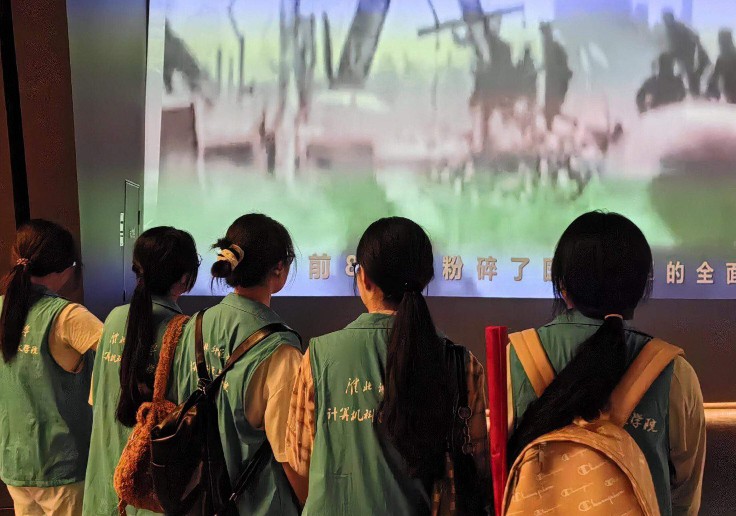 淮北師范大學(xué)三下鄉(xiāng)：“淮海印記·千年精神共鑄行”實踐團走進淮海戰(zhàn)役紀念館