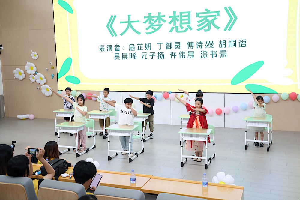 c9d38d47d0d4b9bf7b1e28f7f7049bf