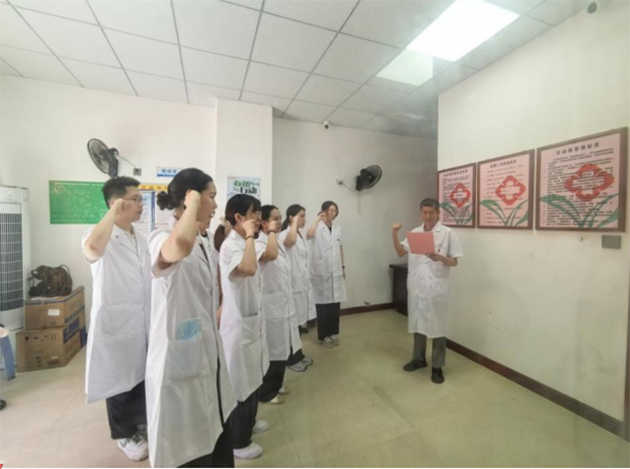 踐行醫(yī)者使命，鍛造精誠品格——臨床醫(yī)學部博碩醫(yī)療服務團赴廈門開展義診