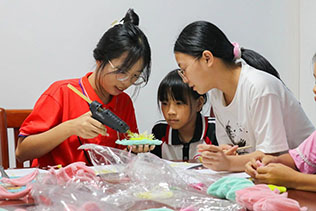 百千萬(wàn)行動(dòng)：“油你成蔭”實(shí)踐團(tuán)為云潭學(xué)生帶去多彩假期