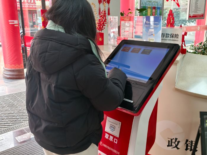 青春礪行踐初心 社會(huì)實(shí)踐助成長