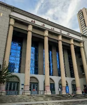 三下鄉(xiāng)志愿者走進蚌埠科技館 開啟科學探索之旅