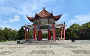 銘記歷史，緬懷先烈：淮北師范大學(xué)實踐小組尋訪烈士陵園