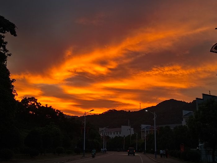 個(gè)人感悟 | 河海大學(xué)“追光”支教團(tuán)李佳琦