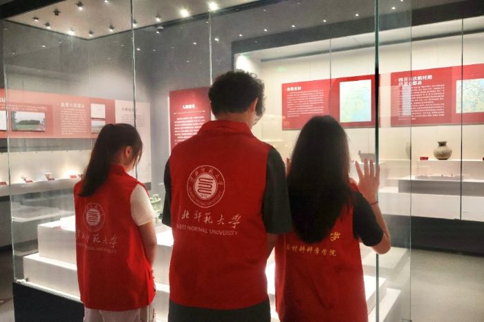 淮師學子赴巢州探文化遺跡傳紅色精神