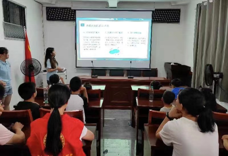 安全“童”行：江西財經(jīng)大學(xué)實踐隊防溺水教育行動