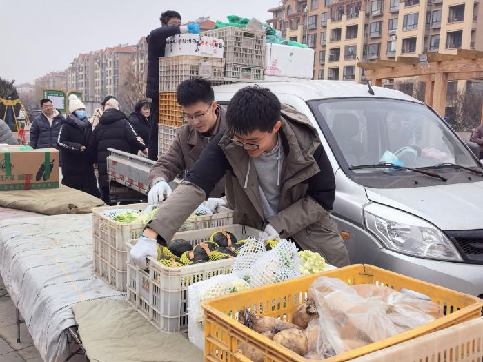 社區(qū)大集聚溫情，助農(nóng)便民暖民心 ——社區(qū)市集，解民憂暖民心活動(dòng)