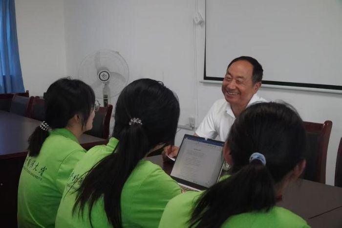 專訪楊民社：深深農(nóng)筆心 遍聞稼穡香