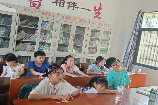 暑期社會(huì)實(shí)踐|青春健康同伴社開(kāi)展“團(tuán)隊(duì)合作”特色同伴教育課程