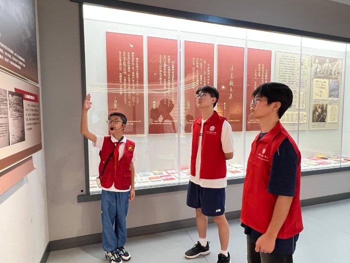 青衿踏烽煙，紅色星火淬煉信仰新章