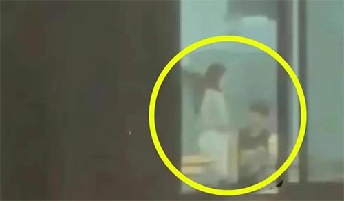 頻頻大學(xué)生不雅視頻！四川傳媒丑聞是社會問題還是教育問題？