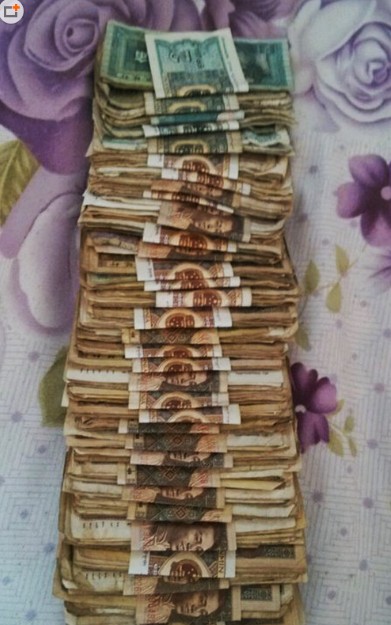 小學(xué)生不禁感嘆道:長這么大第一次見到這么多錢