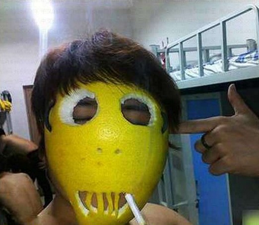 大學(xué)生在宿舍里的的奇葩行為