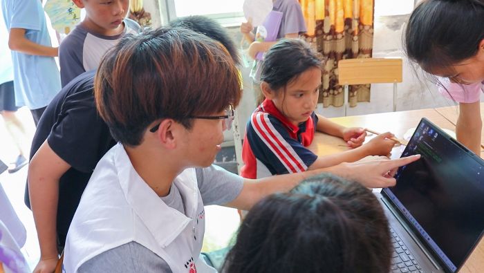 “籽籽同行”開展計算機科普活動賦能瑤鄉(xiāng)學(xué)子科技認知