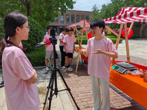 青春在農(nóng)田綻放