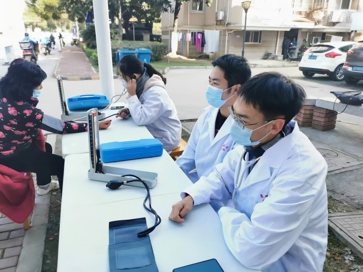 蘇大學(xué)子助力鄉(xiāng)村振興，引領(lǐng)新時(shí)代醫(yī)學(xué)生實(shí)踐風(fēng)尚