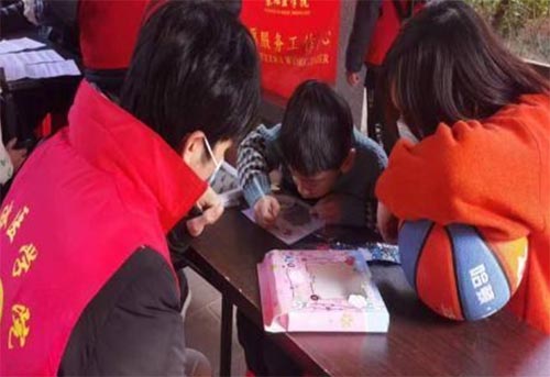 雷鋒精神聚榕城，福醫(yī)攜手暖南湖