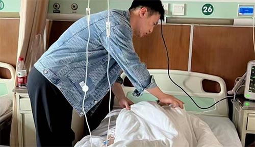 陪送就醫(yī)全天候 關(guān)心溫情常相伴——網(wǎng)絡(luò)與新媒體專(zhuān)業(yè)盛晶銘